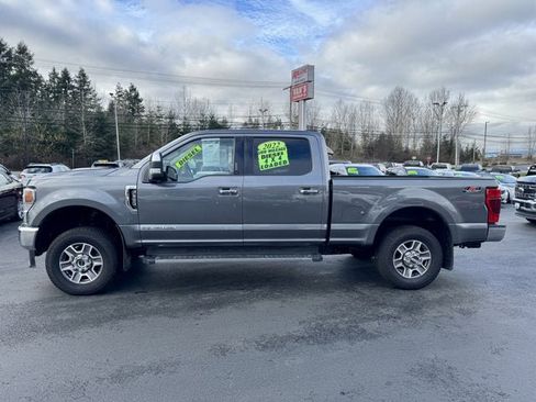 Used 2022 Ford F350 XLT w/ XLT Premium Package image 6