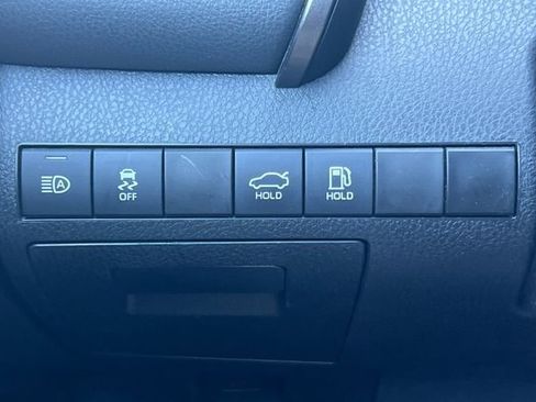 Used 2023 Toyota Camry LE image 32