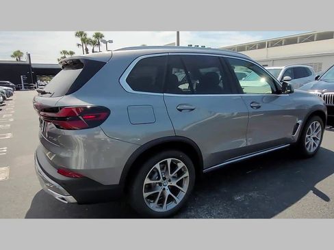 New 2026 BMW X5 xDrive40i w/ Parking Assistance Package image 23