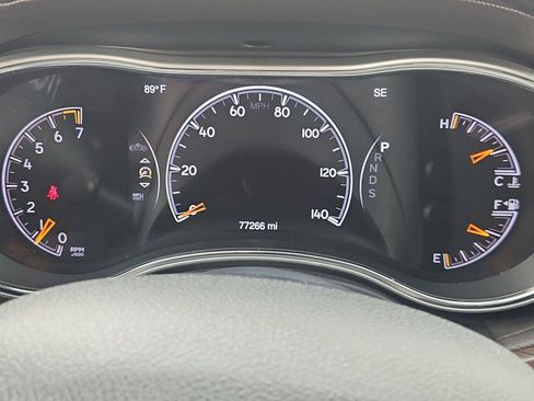 Used 2015 Jeep Grand Cherokee Overland AWD/4WD image 12