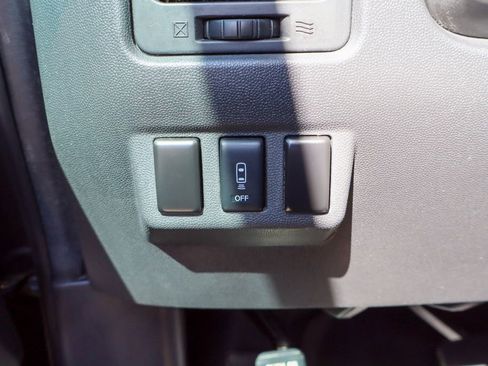 Used 2012 Nissan Titan PRO-4X AWD/4WD image 24