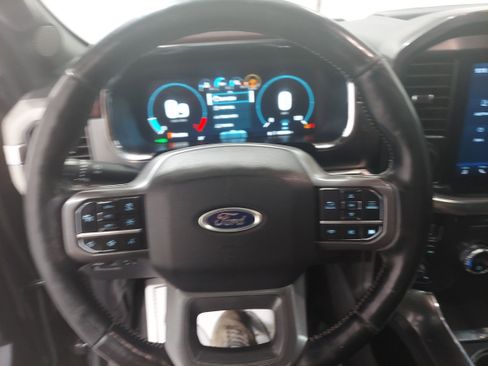 Used 2021 Ford F150 Lariat w/ Equipment Group 502A High AWD/4WD image 10