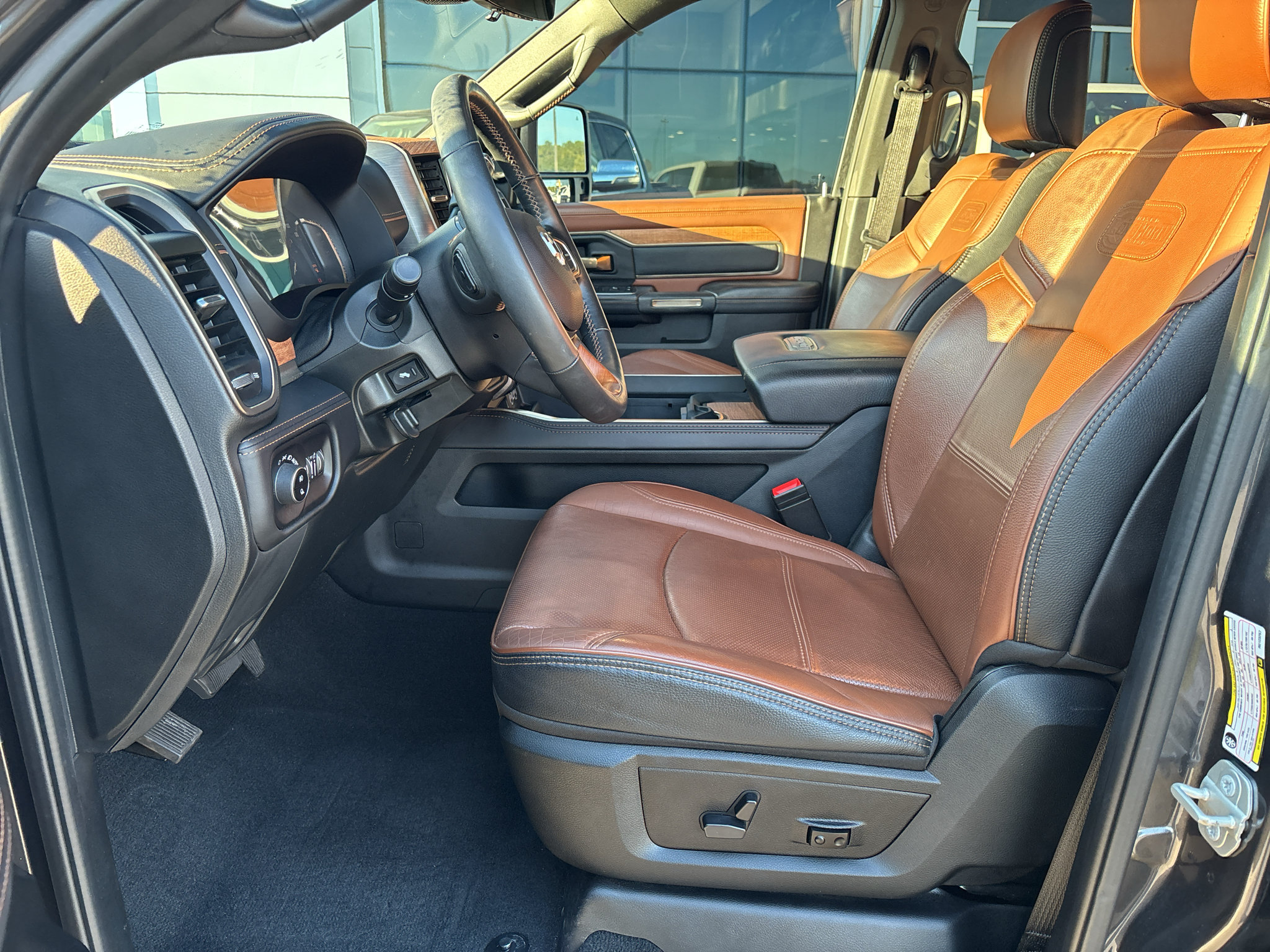 Used 2024 RAM 3500 Limited w/ Safety Group AWD/4WD image 14