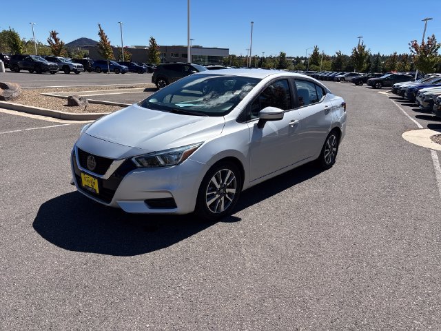 Used 2020 Nissan Versa SV FWD image 7