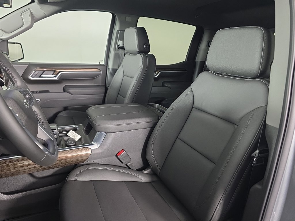 New 2026 Chevrolet Silverado 1500 RST AWD/4WD image 15