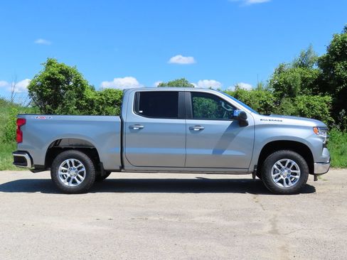 New 2026 Chevrolet Silverado 1500 LT AWD/4WD image 2