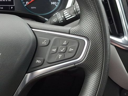 Used 2024 Chevrolet Equinox LS AWD/4WD image 23