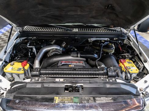 Used 2006 Ford F350 Lariat AWD/4WD image 10