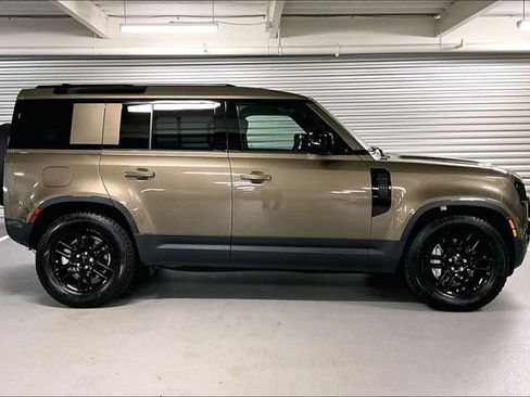 Certified 2026 Land Rover Defender 110 S AWD/4WD image 14