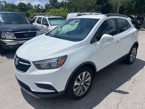 Used 2018 Buick Encore Preferred FWD image 1