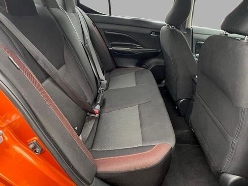 Used 2021 Nissan Versa SR w/ Convenience Package image 30