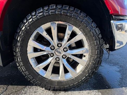 Used 2015 Ford F150 Lariat w/ Equipment Group 502A Luxury image 23