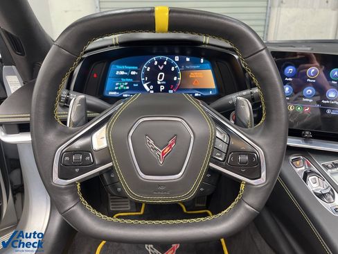 Used 2023 Chevrolet Corvette Stingray w/ Z51 Performance Package image 18