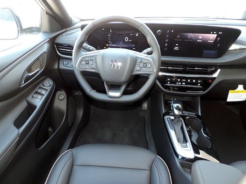 New 2026 Buick Envista Avenir FWD image 16