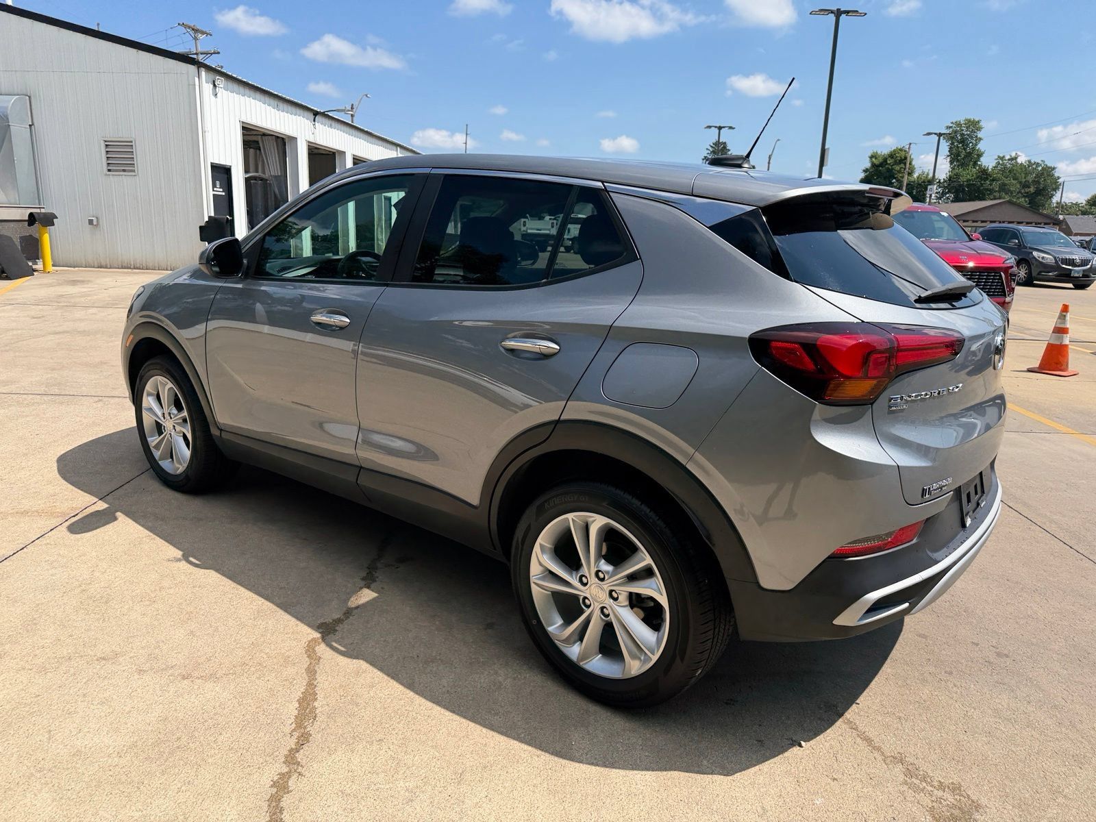 Used 2023 Buick Encore GX Preferred w/ Cold Weather Comfort Package AWD/4WD image 28