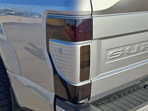 Used 2020 Ford F350 Lariat w/ Lariat Ultimate Package image 35