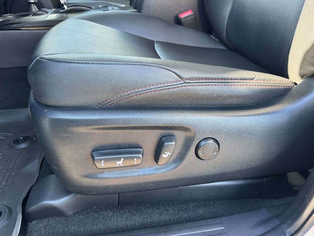 Used 2021 Toyota 4Runner Venture w/ Moonroof Package AWD/4WD image 19