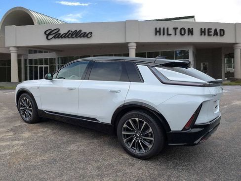 New 2026 Cadillac Lyriq Premium Sport AWD/4WD image 4