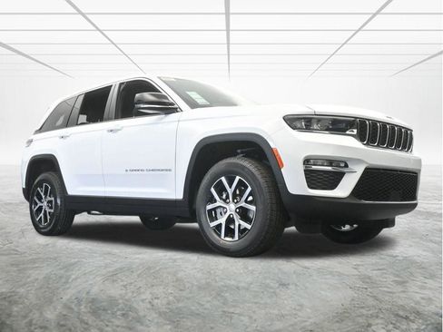 Used 2025 Jeep Grand Cherokee Limited image 62