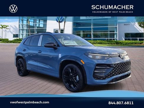 New 2026 Volkswagen Tiguan SE R-Line FWD image 1