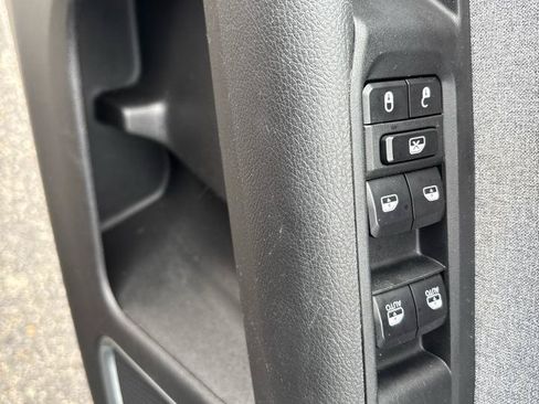 Used 2024 Jeep Compass Latitude AWD/4WD image 14