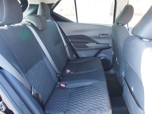 Used 2023 Nissan Kicks SV image 13