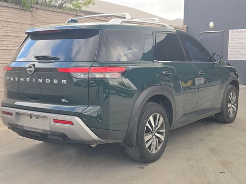 Used 2024 Nissan Pathfinder SL image 5