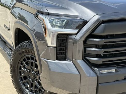 Used 2026 Toyota Tundra SR5 AWD/4WD image 3