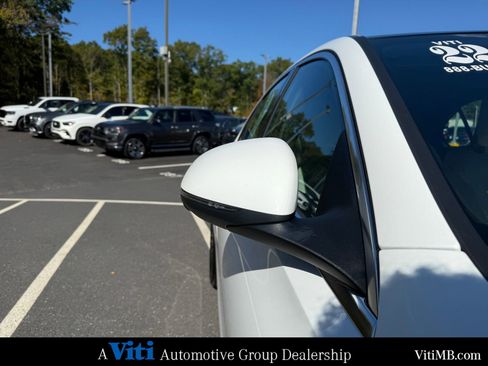 Certified 2022 Mercedes-Benz C 300 4MATIC Sedan image 10