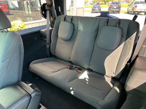 Used 2025 Jeep Wrangler Sport image 22