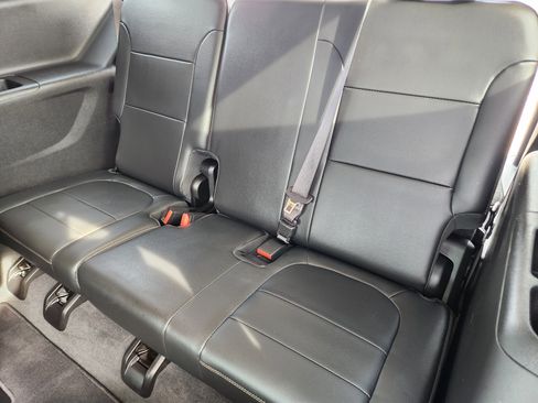 Used 2019 Chevrolet Traverse Premier w/ Driver Confidence II Package image 41