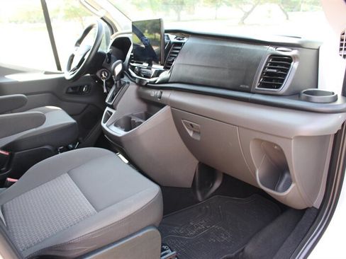 Used 2025 Ford Transit 350 XLT RWD image 19