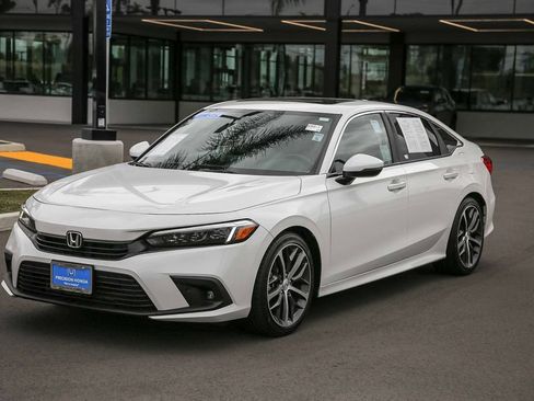 Certified 2024 Honda Civic Touring image 3
