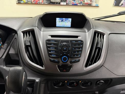 Used 2019 Ford Transit 150 XLT RWD image 41