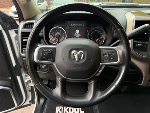 Used 2022 RAM 2500 Laramie AWD/4WD image 12