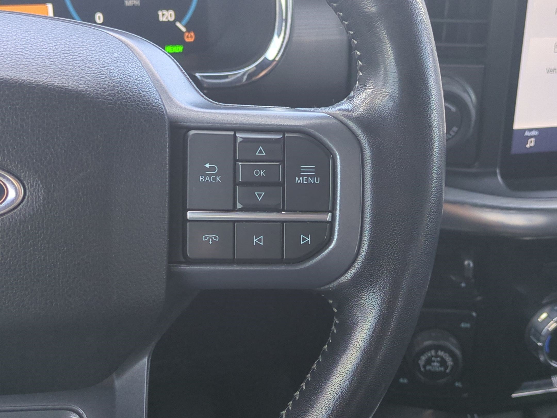 Used 2023 Ford F150 Lariat w/ Equipment Group 502A High AWD/4WD image 22
