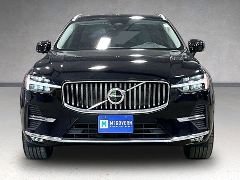 Certified 2023 Volvo XC60 B5 Plus w/ Climate Package AWD/4WD image 2