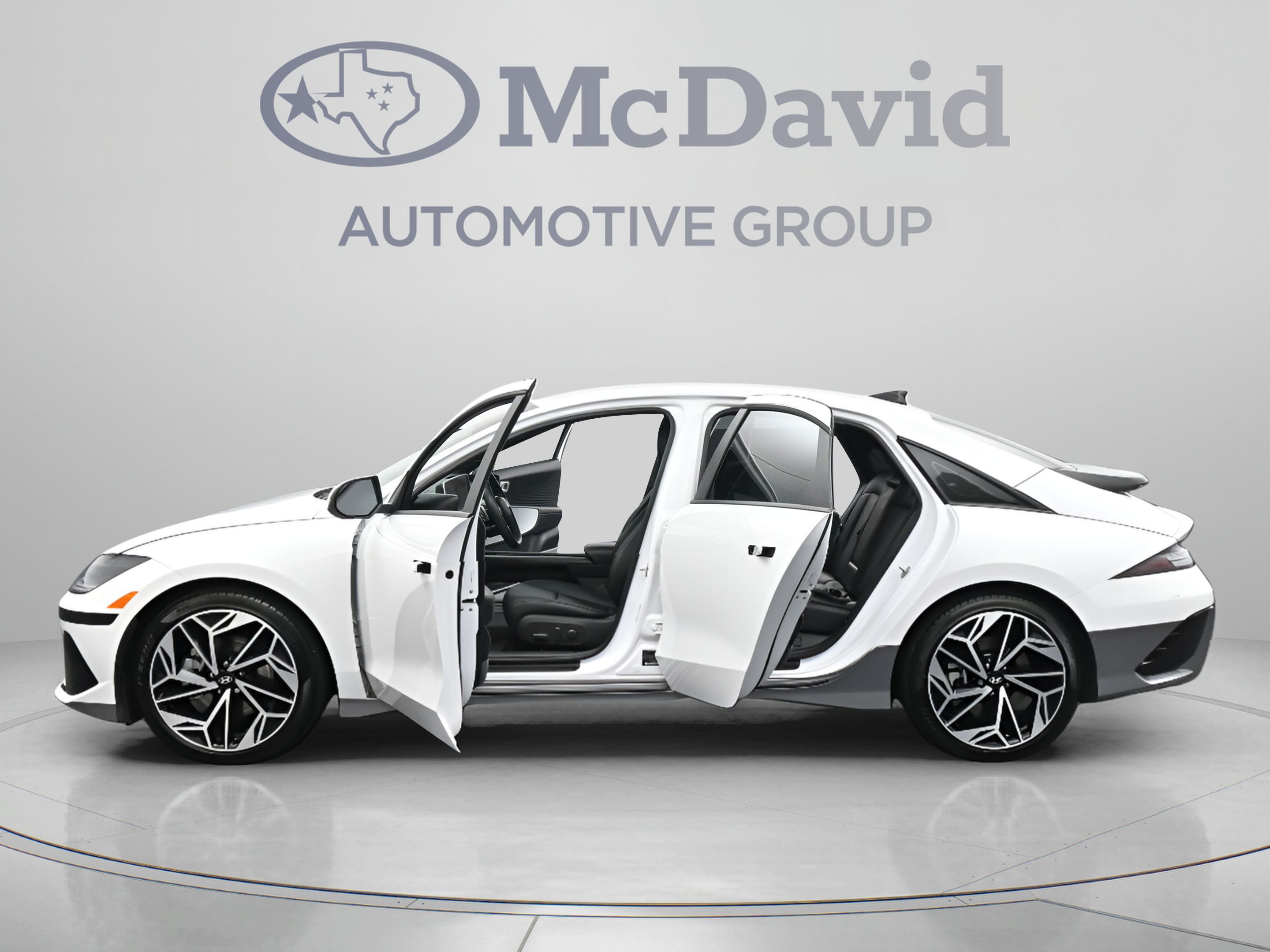 Used 2025 Hyundai Ioniq 6 SEL RWD image 41
