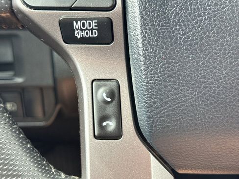 Used 2019 Toyota Tacoma SR5 AWD/4WD image 33