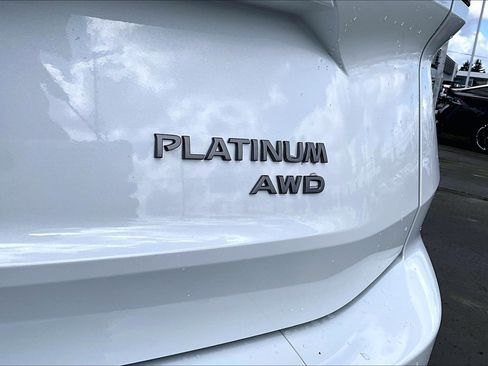 New 2026 Nissan Rogue Platinum AWD/4WD image 8
