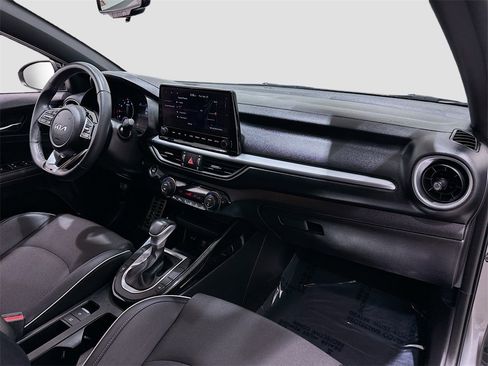 Used 2023 Kia Forte GT-Line w/ GT-Line Technology Package image 29