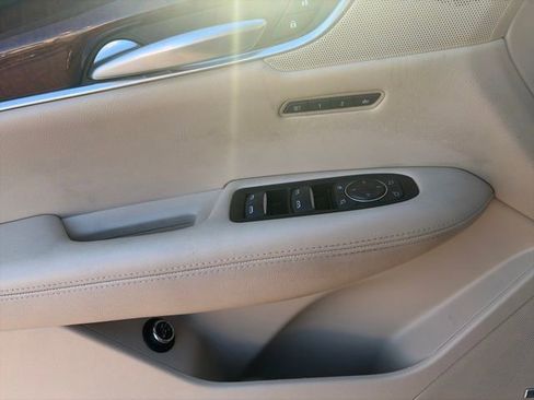 Used 2018 Cadillac XT5 Luxury w/ Driver Awareness Package image 53