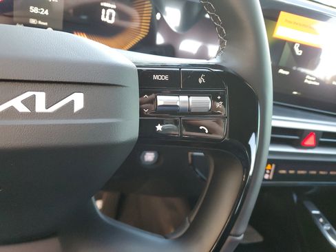 New 2026 Kia Sorento S FWD image 25