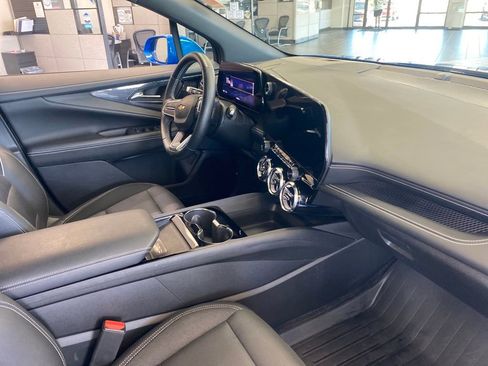 Used 2024 Chevrolet Blazer EV LT AWD/4WD image 10