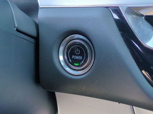 Certified 2024 Cadillac Lyriq Sport AWD/4WD image 17