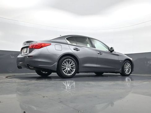 Used 2017 INFINITI Q50 Signature Edition w/ All Weather Package (L93) AWD/4WD image 25