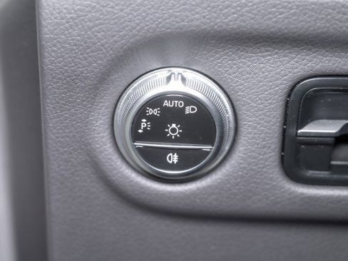 Used 2023 Mercedes-Benz EQS 450+ SUV image 20