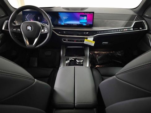 Used 2026 BMW X5 xDrive40i w/ Premium Package image 9