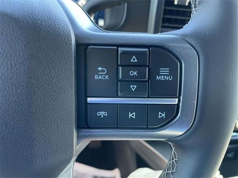 New 2026 Ford F250 Lariat w/ Black Appearance Package image 18