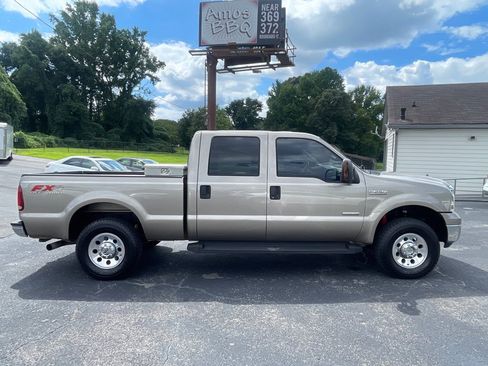 Used 2006 Ford F250 4x4 Crew Cab Super Duty image 7
